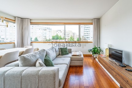 Apartamento T2 à venda na Travessa Piedade