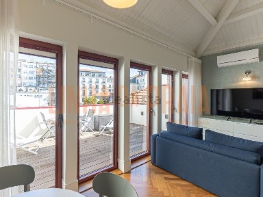 Apartamento T0 à venda na Batalha - Guindais