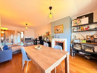 Apartamento T2 à venda na Avenida Paradela