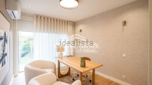 Apartamento T2 à venda em Afurada
