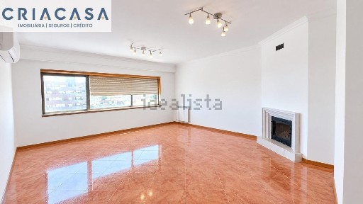 Apartamento T3 à venda na Rua de Vila d'Este