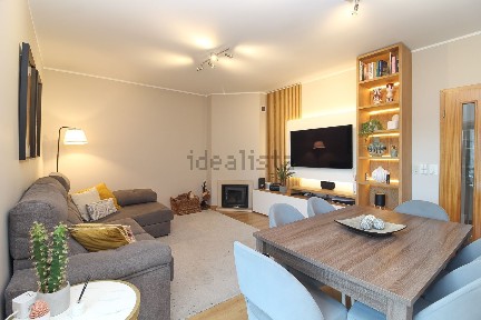 Apartamento T2 à venda na Rua Cidade de Trelazé