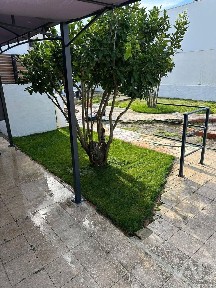 Moradia independente à venda em Aroeira Norte