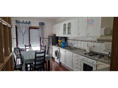 Apartamento T2 à venda na Rua Joaquim Abrantes
