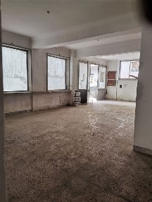Espaço comercial à venda na Rua António Nunes Sequeira, 54