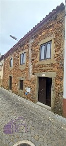 Moradia independente à venda em Almaceda