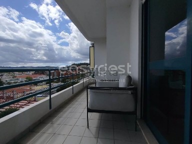 Arrendamento de apartamento T2 na Penedo da Saudade