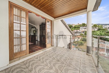 Casa ou moradia à venda em Santo António