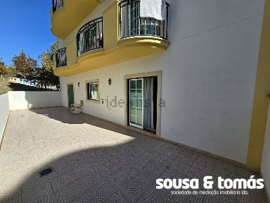 Arrendamento de apartamento T2 no Bairro dos Anjos - Vale da Cabrita