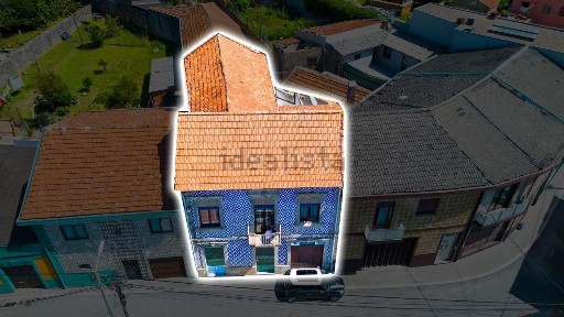 Baguim do Monte, Rua Outeiro, 284