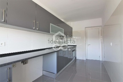 Arrendamento de apartamento T2 na Casal do Marco