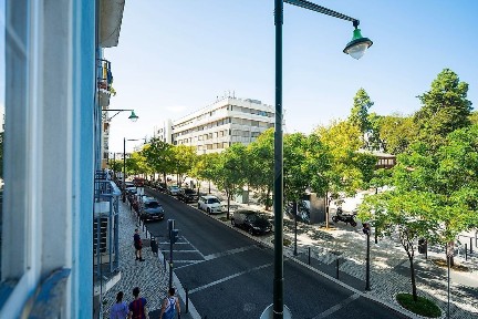 Arrendamento de apartamento T3 na Rua dos Açores
