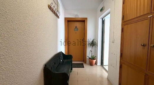 Arrendamento de apartamento T2 na Rua Vista Alegre, 4