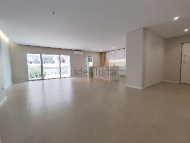 Apartamento T2 à venda em Tavarede
