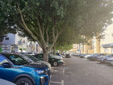 Apartamento T1 à venda na Avenida António Sérgio, 14