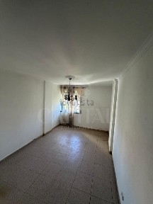 Apartamento T2 à venda na Rua Abade Faria, 40
