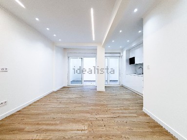 Apartamento T2 à venda na Algés