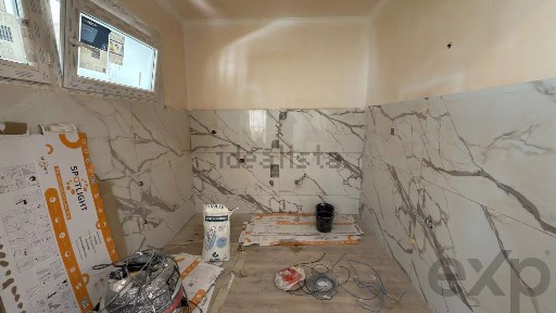 Apartamento T2 à venda na Rua General Humberto Delgado, 1