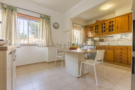 Apartamento T4 à venda na Avenida 25 de Abril, 29