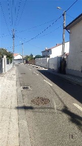 Moradia geminada à venda na Rua Vasco da Gama, 181