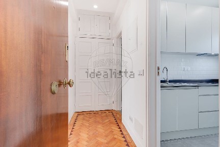 Arrendamento de apartamento T1 na Nova Campolide