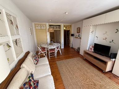 Arrendamento de apartamento T3 na Rua Vieira Portuense