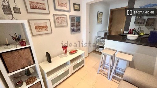Arrendamento de apartamento T1 na Rua de Entre Muros do Mirante