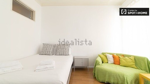 Arrendamento de apartamento T2 na Rua do Vale de Santo António