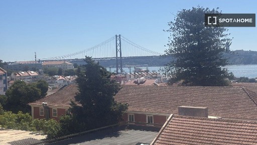 Arrendamento de apartamento T2 na Travessa do Guarda-Jóias