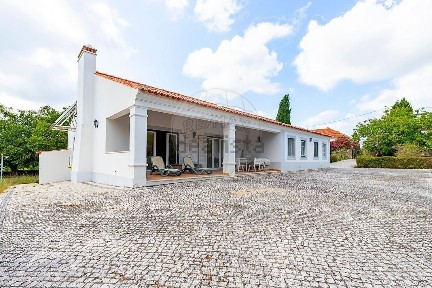 Quinta à venda em Dois Portos