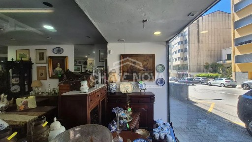 Espaço comercial com rentabilidade à venda na Rua de Ciríaco Cardoso