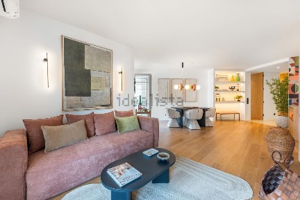 Apartamento T1 à venda na Rua José Florindo de Oliveira