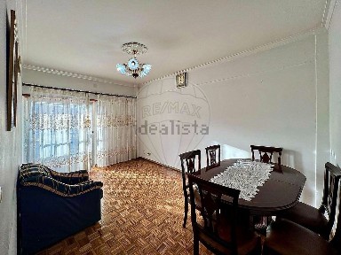 Apartamento T3 à venda na Barro - Pinheiro de Loures
