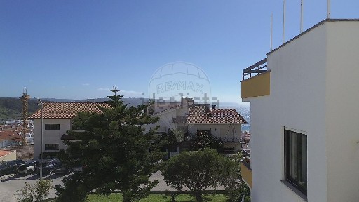 Apartamento T4 à venda em Circular Norte, 45