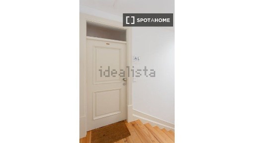 Arrendamento de apartamento T0 na Rua do Bonjardim