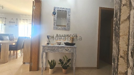 Apartamento T2 à venda na Dourada - Má Partilha