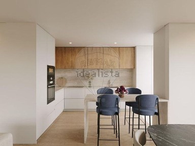 Apartamento T2 à venda na Rua Estação