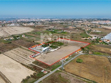 Quinta à venda em Atalaia e Alto Estanqueiro - Jardia