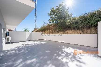 Arrendamento de apartamento T3 na Rua Diamantino Alves da Costa, 6200