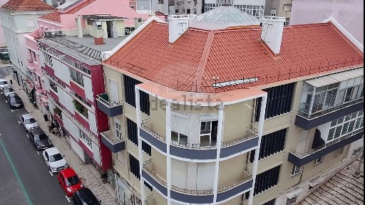 Arrendamento de apartamento T1 na Rua Carlos Reis