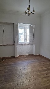 Arrendamento de apartamento T1 na Rua Arco do Cego