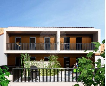 Apartamento T2 à venda na Rua Marquês de Pombal
