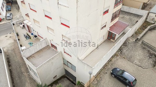 Apartamento T2 à venda em Sé - Santa Maria - Meixedo