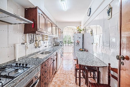 Apartamento T3 à venda na Rua Mário Graça