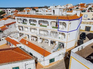 Apartamento T2 à venda na Rua Rosado Fogaça
