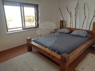 Apartamento T2 à venda na Rua dos Girassois