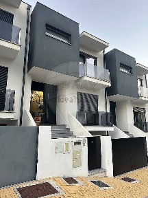 Moradia independente à venda em Gondifelos