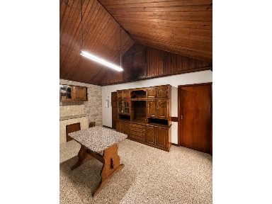 Arrendamento de apartamento T1 na Rua da Ribeira