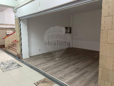 Espaço comercial à venda na Rua Paulo Freire