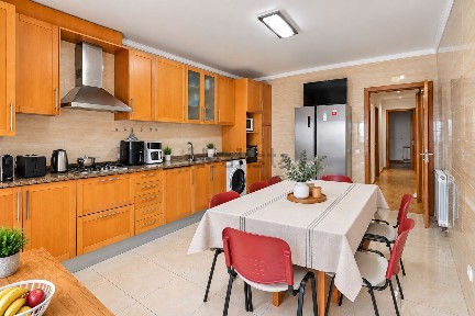 Apartamento T3 à venda na Rua Miradouro